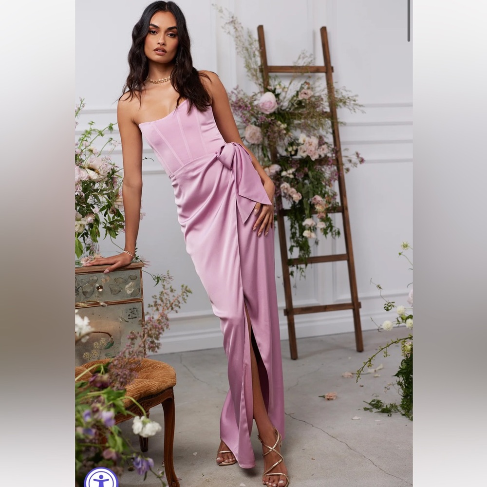 V. Chapman Elegant Pink Strapless Dress - Picture 2 of 11